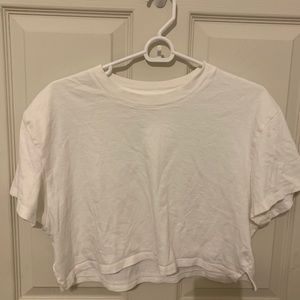 Hanes and Karla cropped tee
